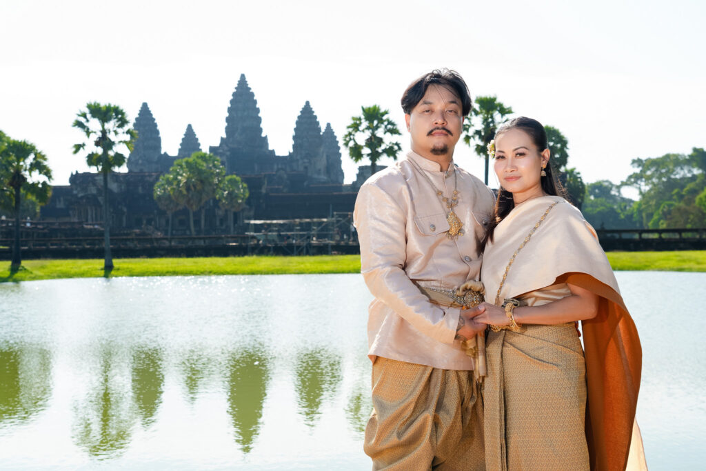angkor wat photoshoot with traditional cambodian dress 17